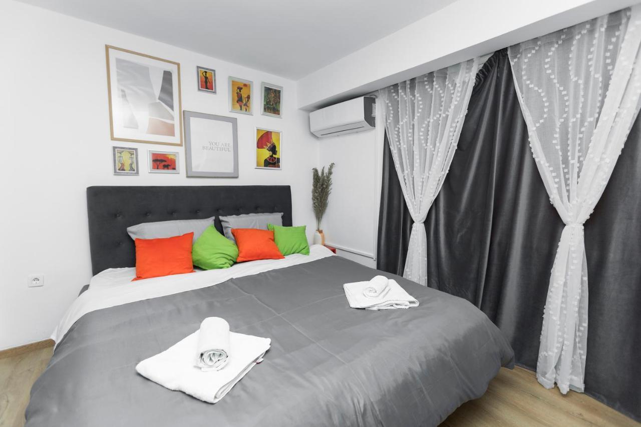 11 Steps' Lovely Studio In The Center Tirana Exteriér fotografie